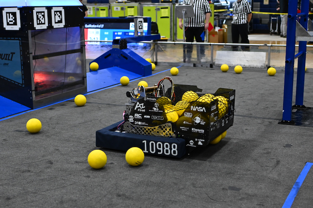 Desert Storm 10988 robot Melon